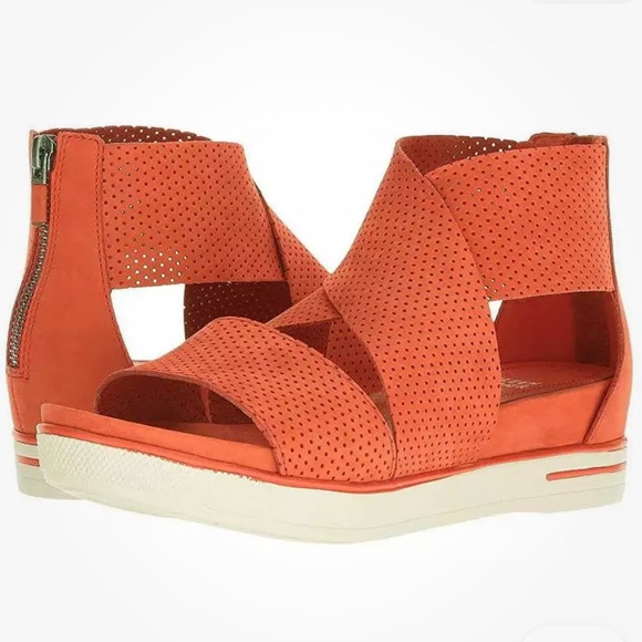 Eileen Fisher Shoes - Eileen Fisher Platform Leather Sandals